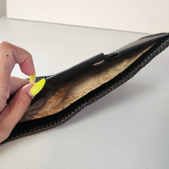 Vintage Tooled Brown Leather Wallet Mens Handmade 1970s Western Boho Cowboy 70s - Picture 6 of 9